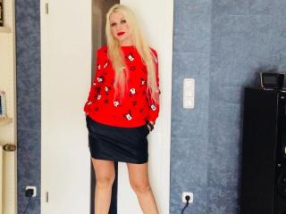 sexicandy-hot's Model Profile