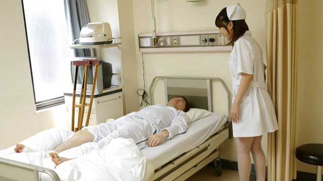 Pretty Nurse Reina Wamatsu jerks off her patient for a face full of...