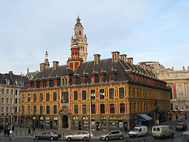 Het oude beursgebouw en de Kamer van Koophandel van Rijsel