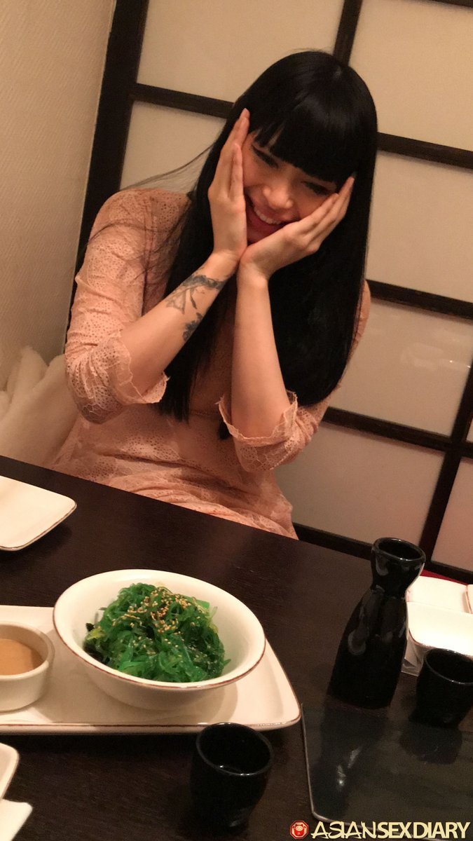 asiangfdiary:
“  Myabi was eating #sushi & asked me if I wanted to join her, as she was alone there.
Who would say no to that!
-> http://AsianSexDiary.com
”
