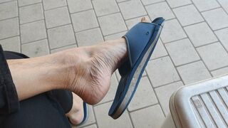 Clips 4 Sale - Dropping, dangling and shoeplay with worn out slippers