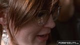 Pornfidelity - Nerd-Mädchen Jodi Taylor nimmt Schwanz in ihren Arsch snapshot 8