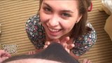 Riley Reid spielt in ihrem ersten Amateur-Porno-Video snapshot 7