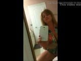 Stiefmutter sendet freches Selfie snapshot 4