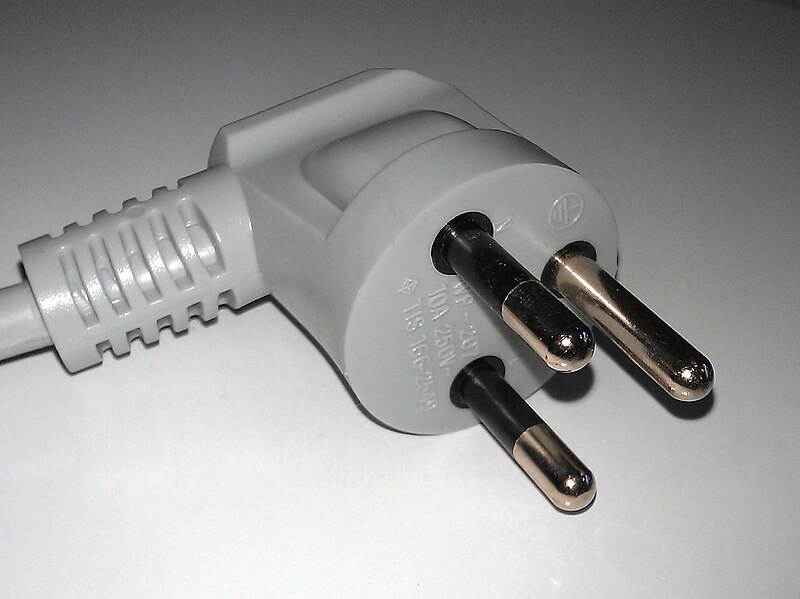 File:Thai TIS 166-2549 mains plug.jpg