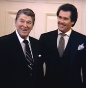 Wayne Newton and Ronald Reagan.png