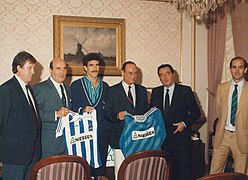 Firma del contrato de patrocinio de la Real Sociedad de Fútbol por parte de la empresa Niessen en Oiartzun (Gipuzkoa)-1.jpg