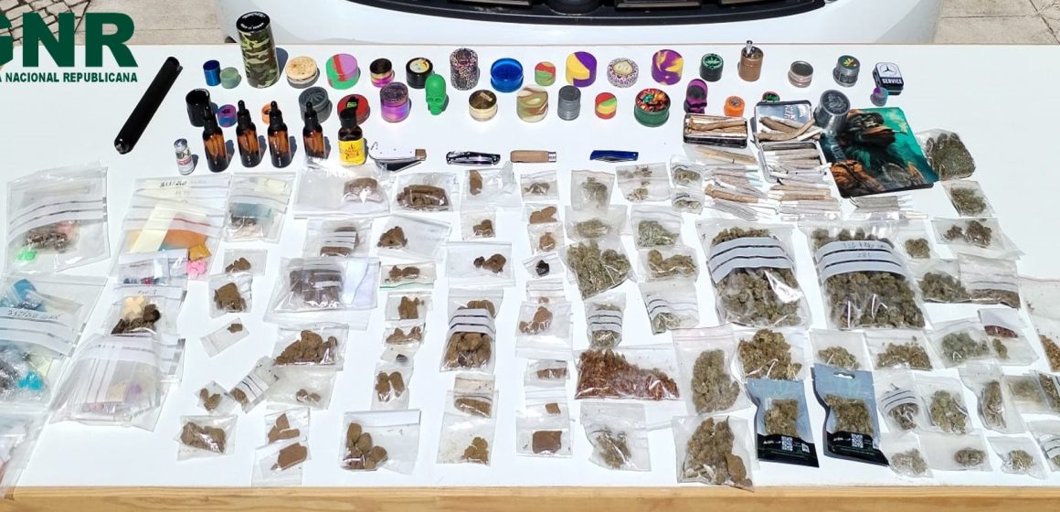 Três detidos e centenas de doses de droga apreendidas em festival de música em Almeirim