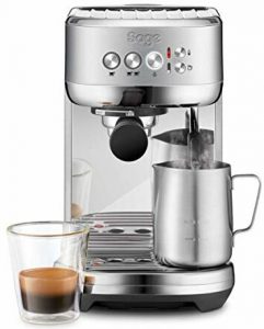 Test günstige Espresso­maschine: Sage SES500 the Bambino Plus