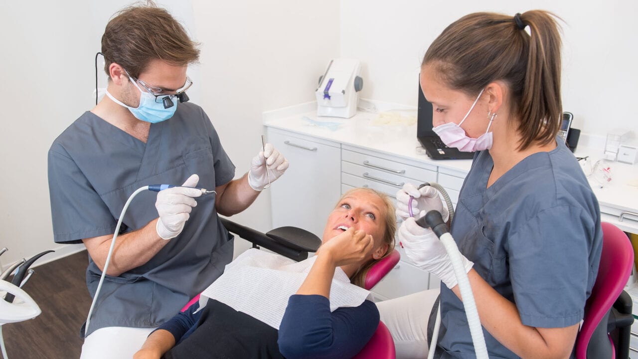 Zahnzusatzversicherung Test: Zahnzusatzversicherung Aufmacher