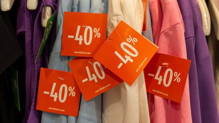 Les soldes d'hiver 2024 débutent le 10 janvier. Photo d'illustration. (MATHIEU PATTIER / OUEST FRANCE / MAXPPP)