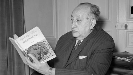 Le prix Nobel de littérature Miguel angel Asturias en1967 à Paris (STF / AFP)