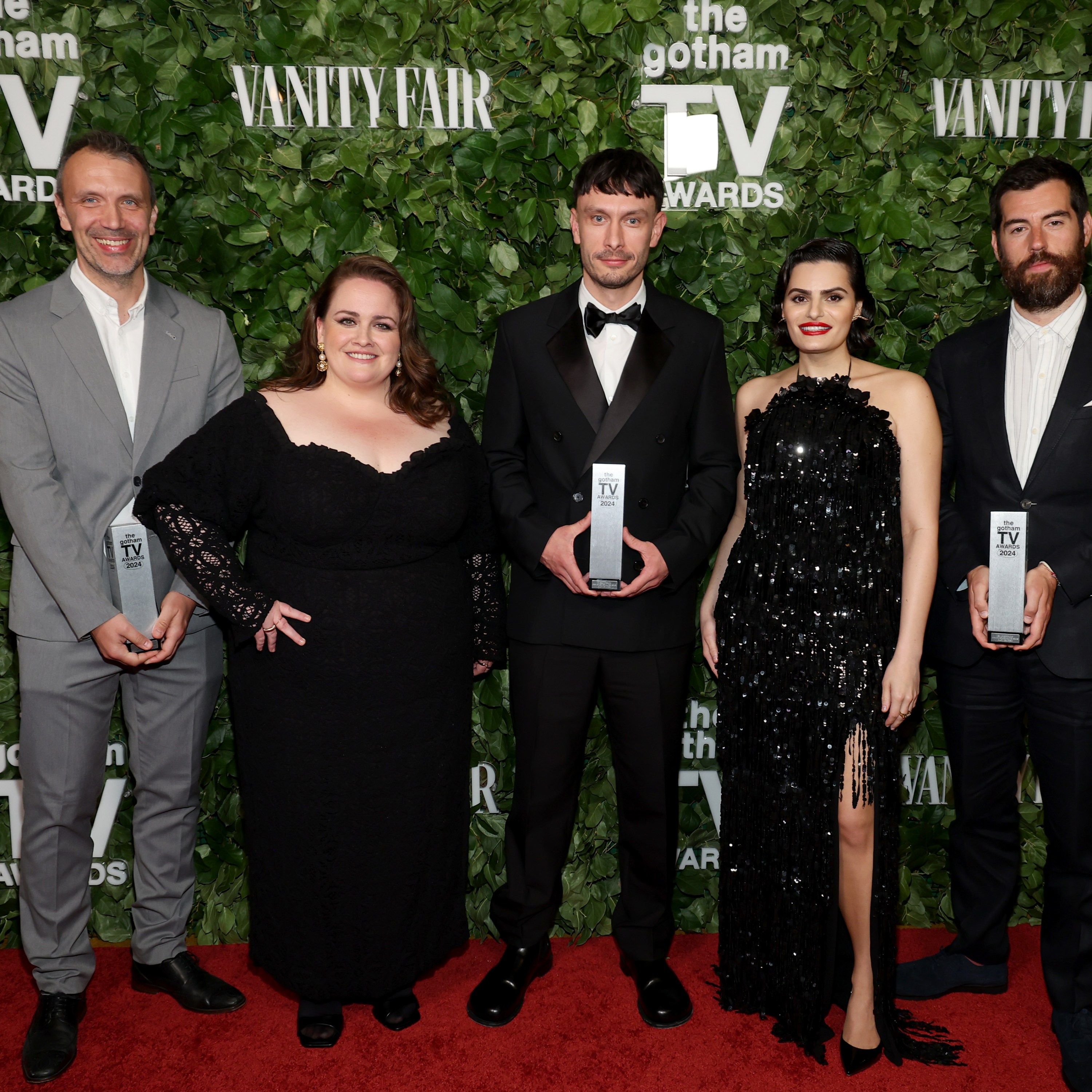 NEW YORK, NEW YORK - JUNE 04: (L-R) Matt Jarvis, Jessica Gunning, Richard Gadd, Nava Mau and Ed Macdonald pose with the Breakthrough Limited Series award for 'Baby Reindeer (Netflix)' during The Inaugural Gotham TV Awards  at Cipriani 25 Broadway on June 04, 2024 in New York City.  (Photo by Mike Coppola/Getty Images for The Gotham Film & Media Institute)