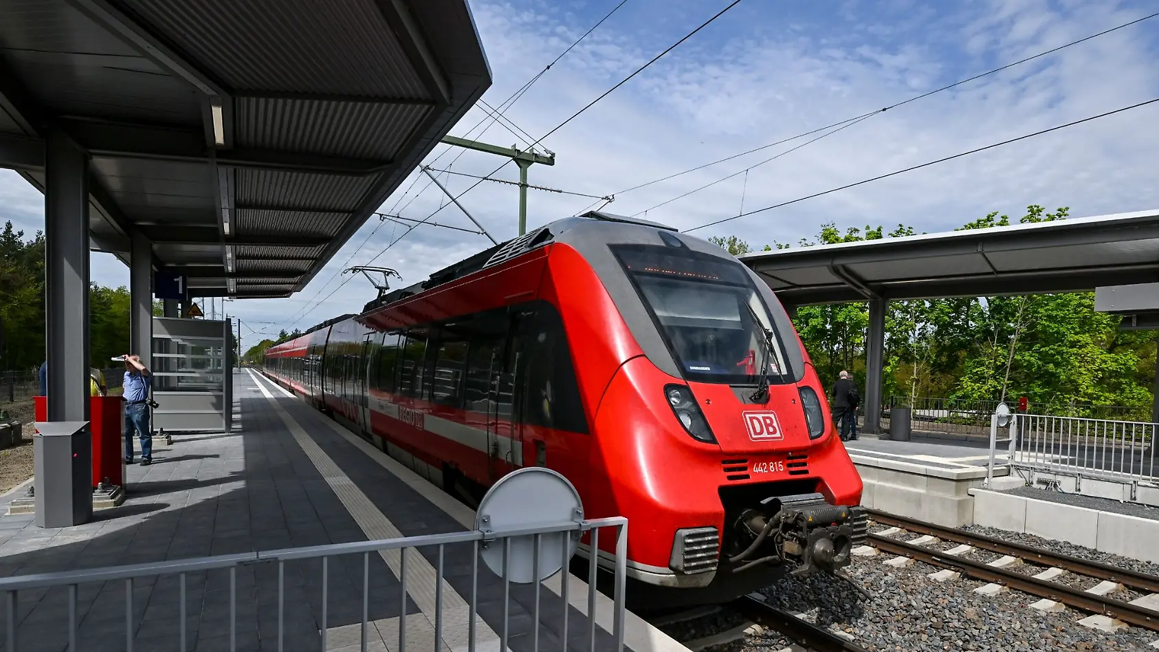 Bahnhof Potsdam Pirschheide modernisiert