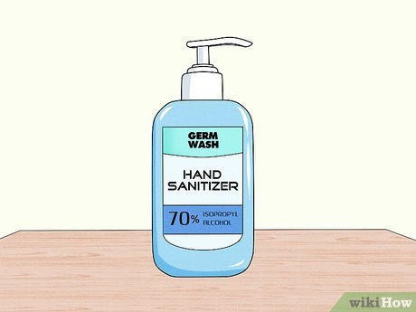 Step 1 Revisa los ingredientes para determinar si el desinfectante es a base de alcohol.
