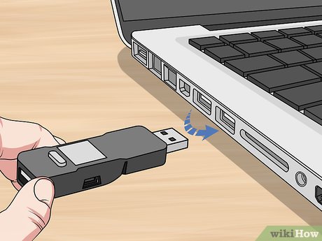 Step 6 Stecke den USB-Stick in den zweiten Mac.