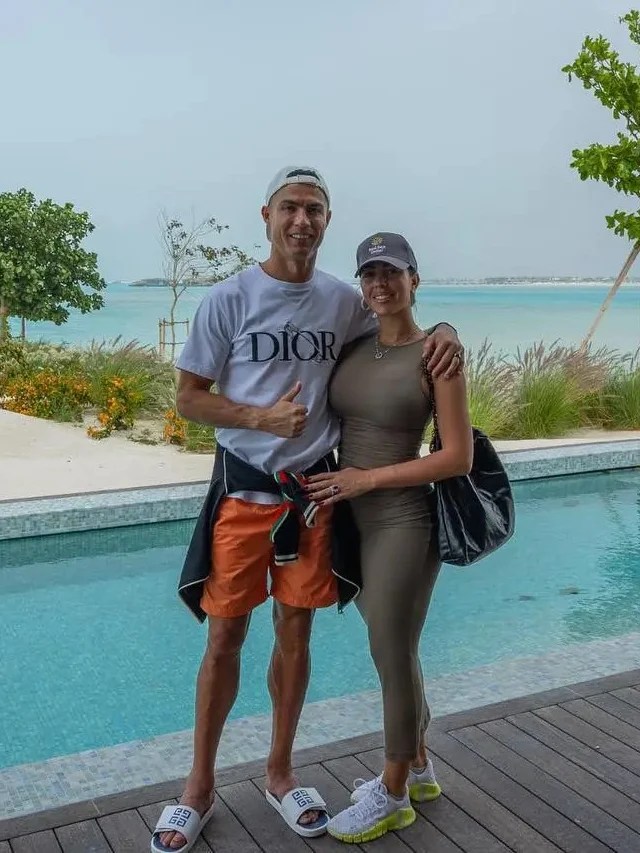 Inside Cristiano Ronaldo and Georgina Rodriguez’s lunar-style Red Sea beach paradise on stunning private island