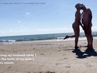 Whore makes joy of her spouse on the beach