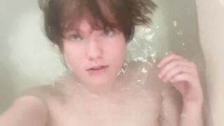 Transboy plays in the tub with underwater angles (demand vid)