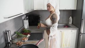 Big tits wife cooked breakfast and shaved pussy for hungry husband