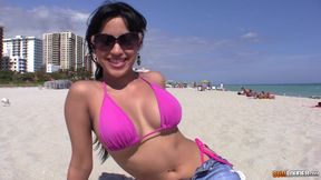 Busty latina babe likes to fuck