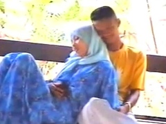 malay-tudung hijab baju kurung bj kat pondok