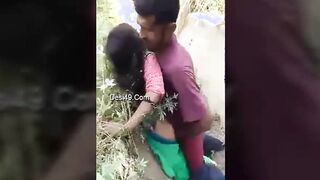 Indian Outdoor ass fucking for more video join our telegram channel @desi41