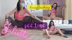 Julietta: Heavy Smoking Pee Time (Full)