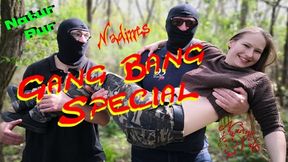 Nadine Cays Gang Bang Versuch 1 - Wieviel kommen & trauen sich ???