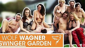 German MILFs in wild Swinger gangbang with blowjobs and cumshots!
