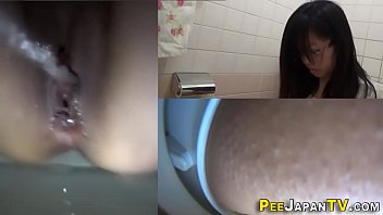 Japan Teen Spied Pissing...