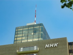NHKのネット配信義務化、テレビ持たぬ若者は振り向かない
