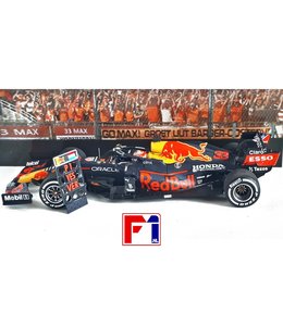 Oracle Red Bull  Racing F1 Team Honda RB16B 2021 Dutch GP With Pit Board