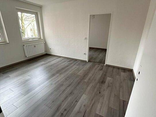 Sanierte 3,5 Zimmer Wohnung mit 67m² in Duisburg Wanheim!!!