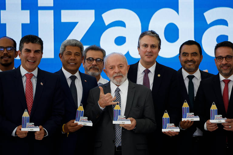 Lula diz que classe média só voltará para educação pública quando melhorar a qualidade