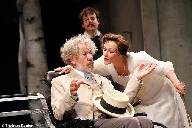 Ian McKellen (Sorin) and Frances Barber (Arkadina) in 'The Seagull' by The Royal Shakespeare Company in 2007