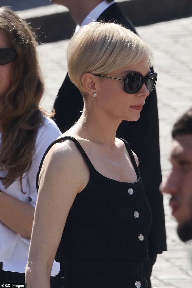 Stepping out in the sunshine, the American actress sported oversized black shades