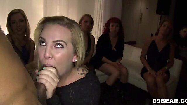 Group of Naughty Girls Gives Blowjobs at Party