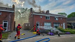 112-nieuws: Dakbrand in Meeden • Automobilist en fatbiker botsen in Stad
