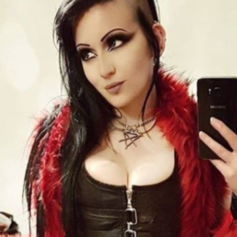 GothicGirl69