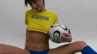 Sportliches ecuadorianisches Fußball-Schätzchen, Strippen