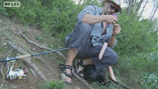 Dmax River Foxes – Discovery Channel Parodie