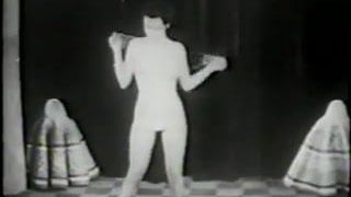 Baile y striptease - alrededor de los años 50