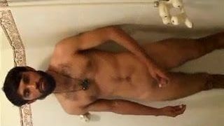 Sexy Paki-Dusche, großer Schwanz