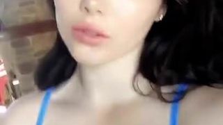 McKayla Maroney bikini twitter video, March 20, 2017 
