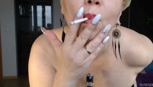 Rökning är dåligt för din hälsa, men hur sexig det är!