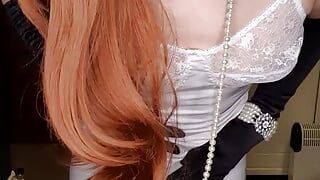 Jessicaxd - weißes Korsett und rothaarige Haare