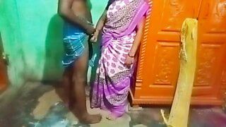 Kerala, Dorf-Tante hat Sex zu Hause