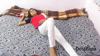 Indische studente heeft seks met haar vriendje