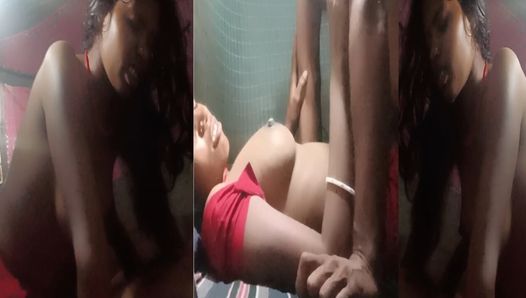 Бойфренд жестко трахает девственницу индийскую бхабхи дези перед бракосочетанием и кончает на ее груди